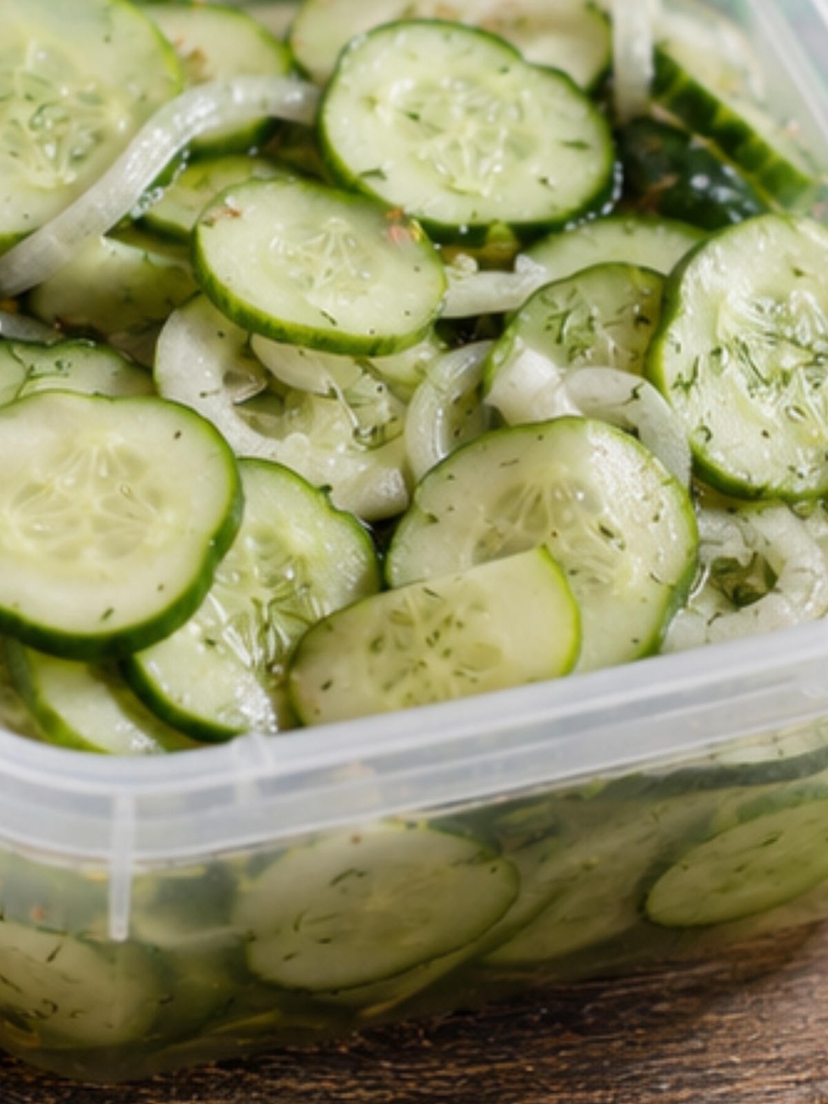 Gurkenscheiben als Freezer Pickles zum Einfrieren